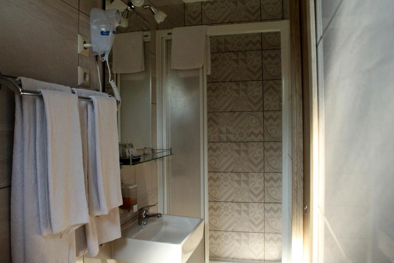 Guesthouse Rezekov Podrum ยาสเตรบาร์สโก ภายนอก รูปภาพ