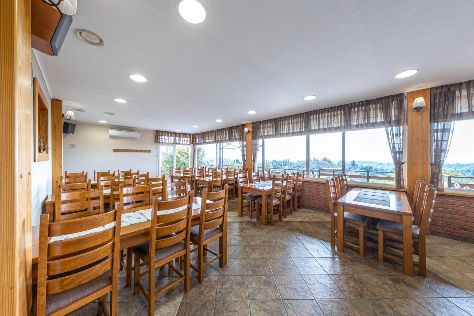 Guesthouse Rezekov Podrum ยาสเตรบาร์สโก ภายนอก รูปภาพ