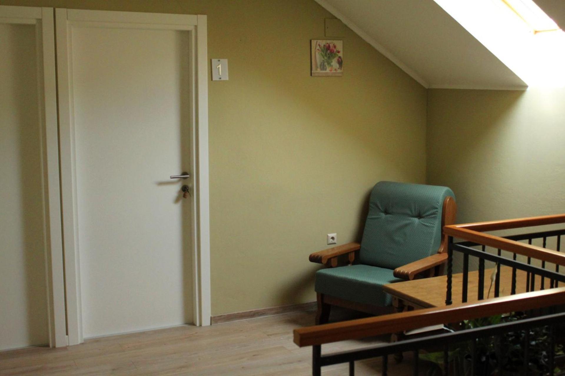 Guesthouse Rezekov Podrum ยาสเตรบาร์สโก ภายนอก รูปภาพ