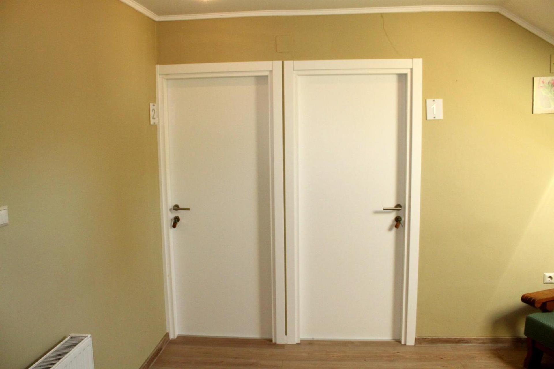 Guesthouse Rezekov Podrum ยาสเตรบาร์สโก ภายนอก รูปภาพ