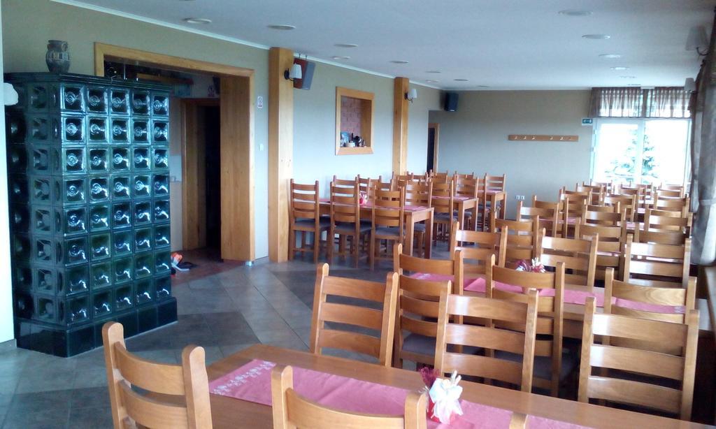 Guesthouse Rezekov Podrum ยาสเตรบาร์สโก ภายนอก รูปภาพ