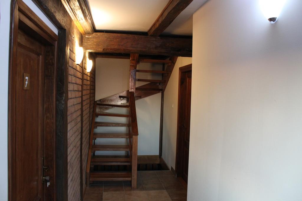 Guesthouse Rezekov Podrum ยาสเตรบาร์สโก ภายนอก รูปภาพ
